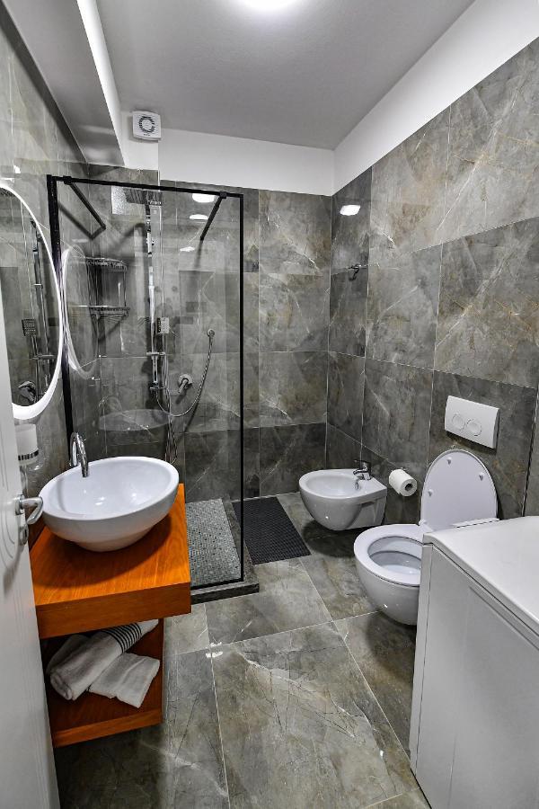 New Central Apartment Shkodër Extérieur photo