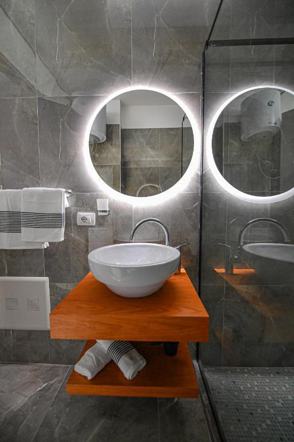 New Central Apartment Shkodër Extérieur photo