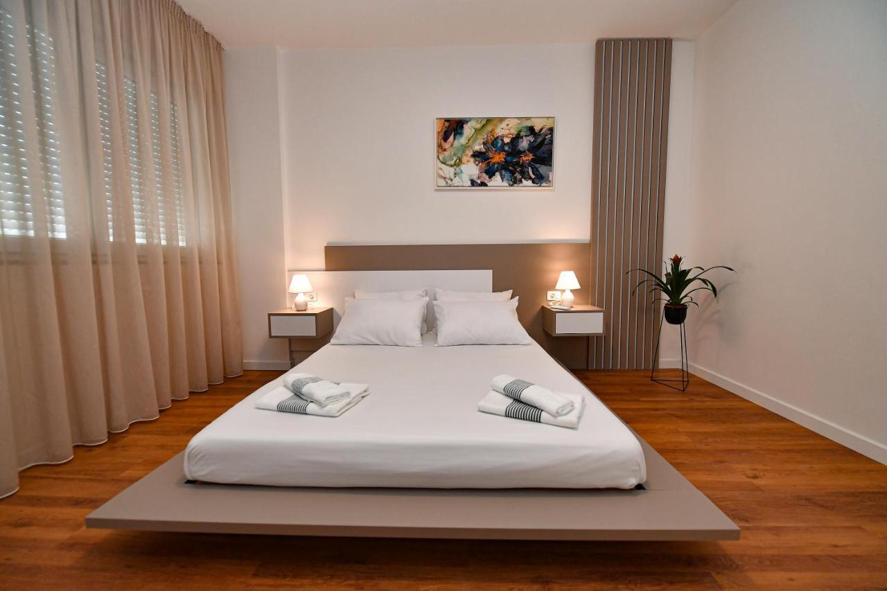 New Central Apartment Shkodër Extérieur photo